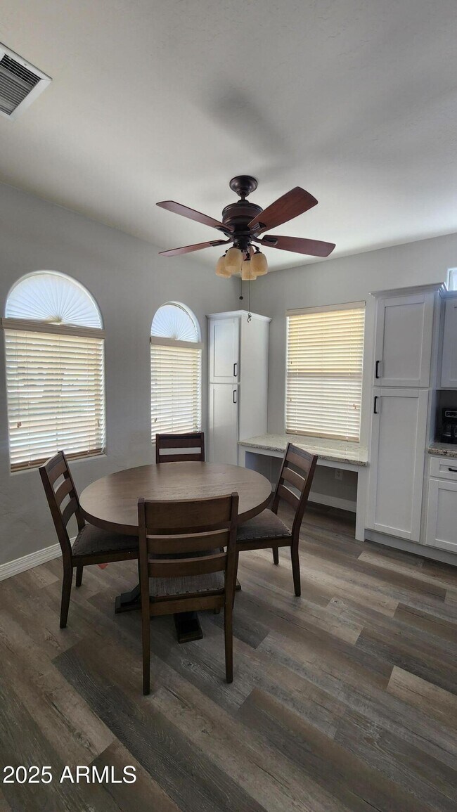 Foto del edificio - 16414 W Salado Creek Dr