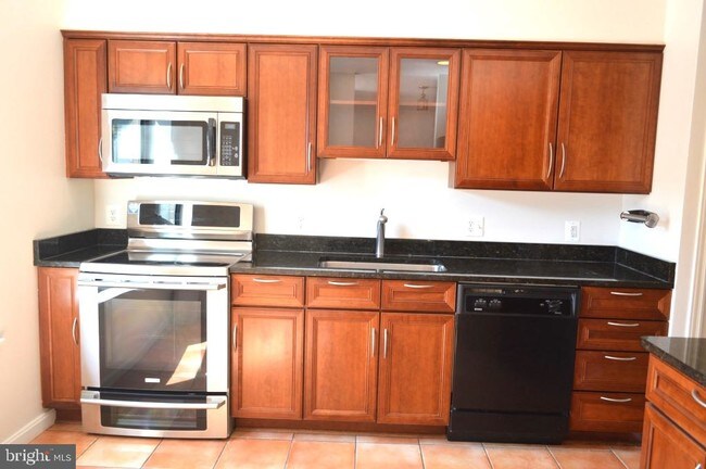 Foto del edificio - 24 Dudley Ct