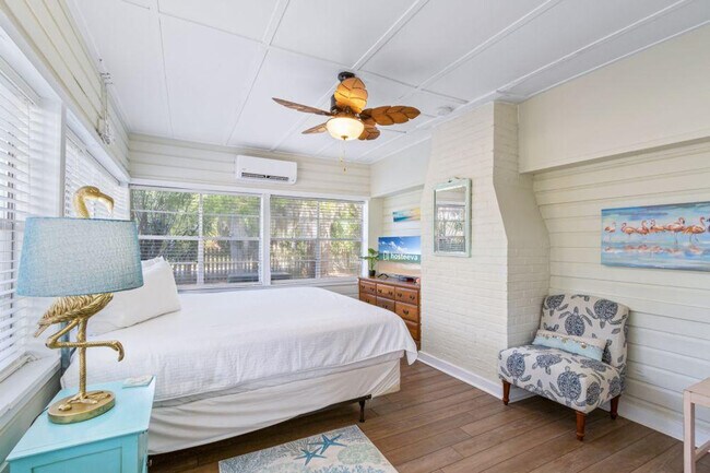 Building Photo - 11520 Council Ln