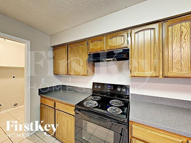 Foto del edificio - 10507 Village Trail Dr