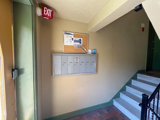 Foto del edificio - 6718 3rd St NW