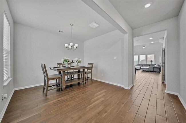 Building Photo - 5003 Brewcastle Ln