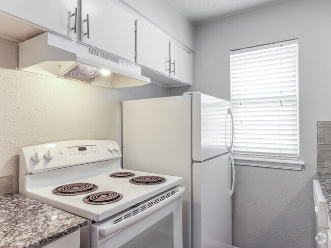 2BD, 1BA - 835SF - Flat - Kitchen - The Boulevard