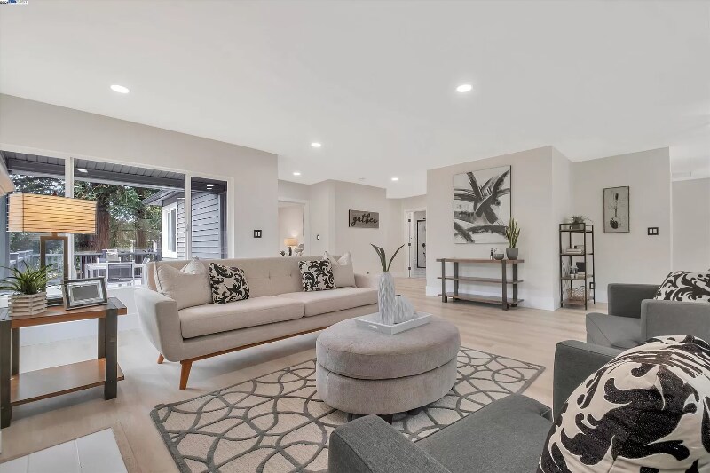 Foto principal - 10521 Stella St