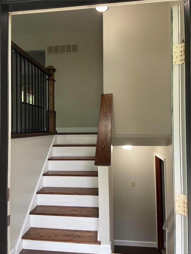 Building Photo - 1309 Drummond Ct