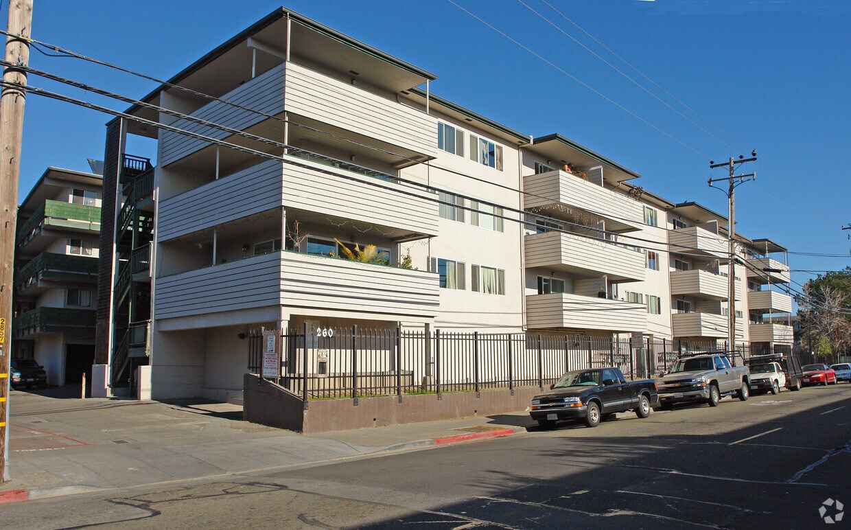Apartaments frente al agua - Water Front Apartments