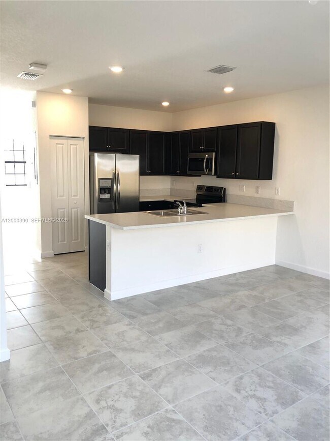 Foto del edificio - 24832 SW 114th Ave