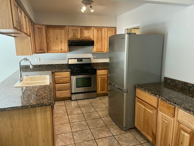 Foto del edificio - 4449 Walden Ln NE