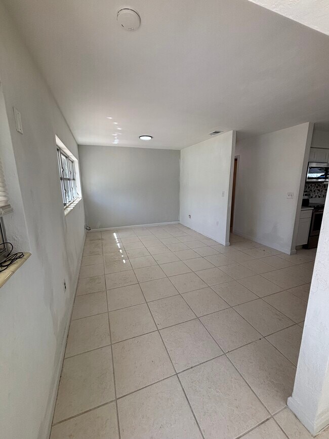 Foto del edificio - 12 Catalina Dr