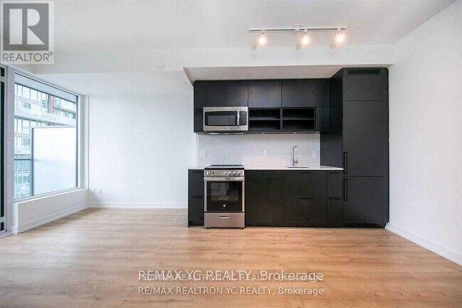 Photo du bâtiment - 135 E Liberty St