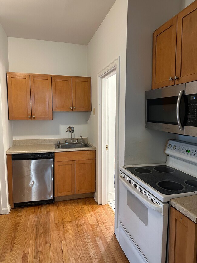Foto del edificio - 1226 F St NE