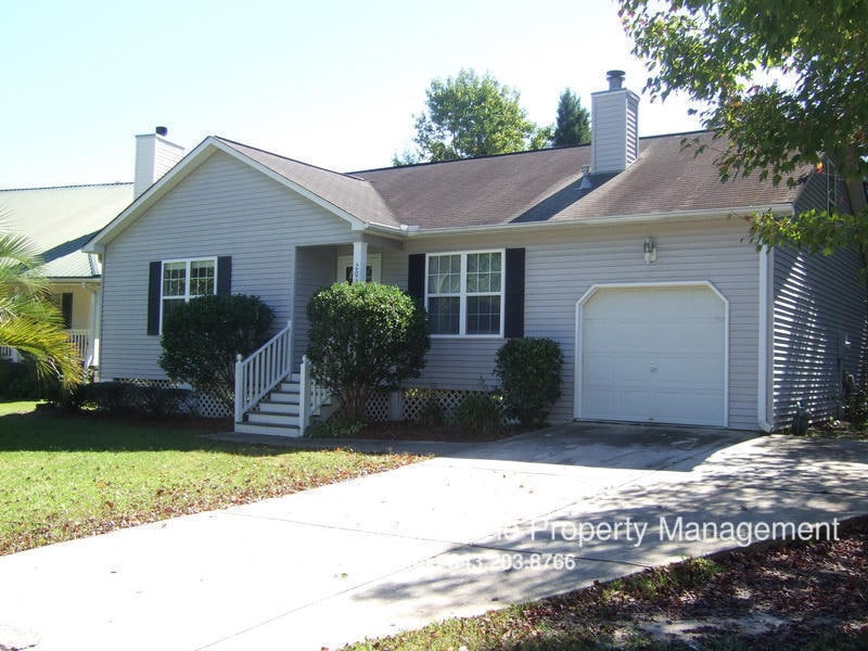 Primary Photo - 203 Amberjack Way