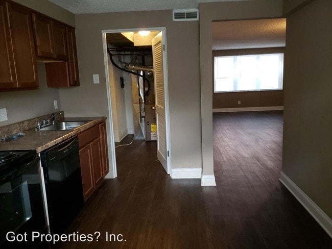 Building Photo - 7723 Wild Plum Ln
