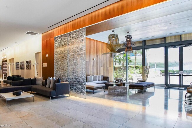 Foto del edificio - 1 br, 1.5 bath Condo - 68 SE 6th St Ste 806