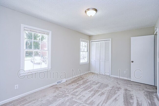 Foto del edificio - 144 Pine Creek Court Ext