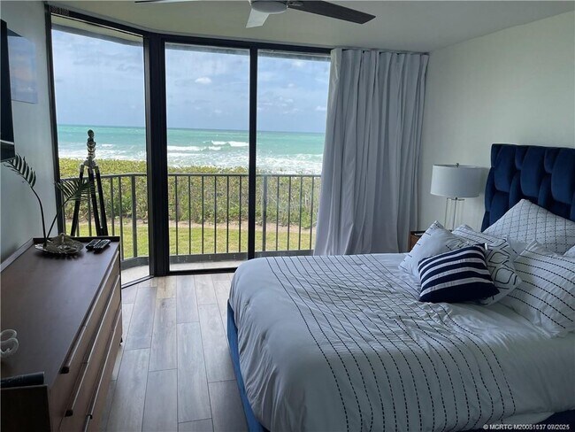 Foto del edificio - 9650 S Ocean Dr