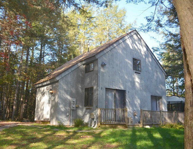 Building Photo - 20 Deer Run