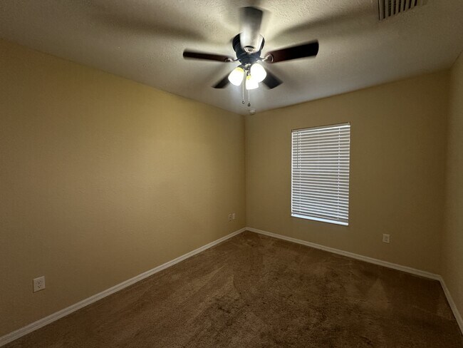 Foto del edificio - 27 Juniper Pass Ln