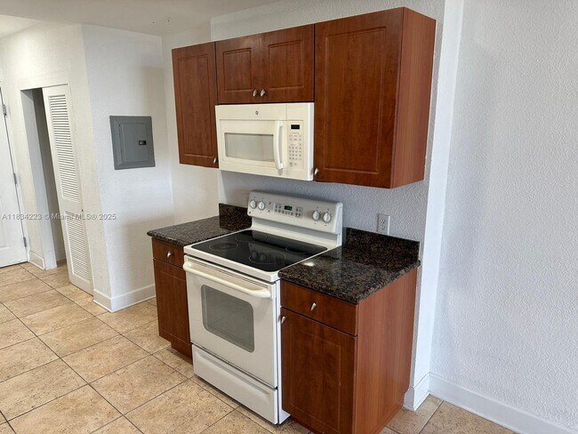 Foto del edificio - 401 69th St
