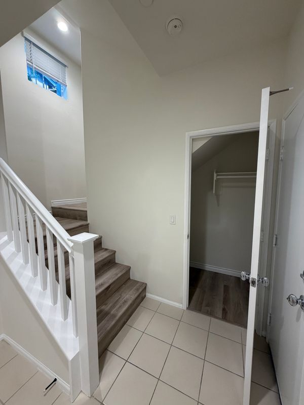 Foto del edificio - 7366 Solstice Pl