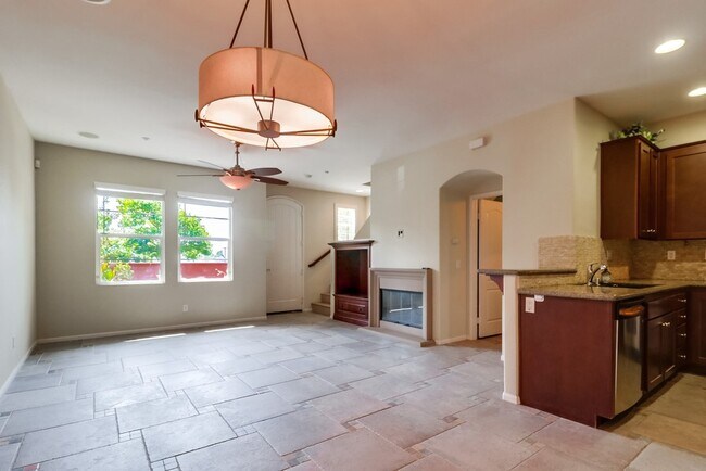 Building Photo - 2174 Desert Hare Ct