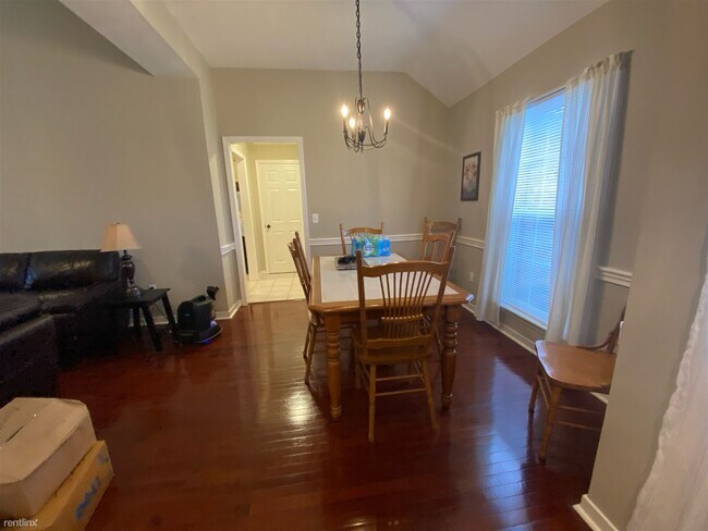 Building Photo - 3 br, 2 bath House - 401 Westport Way