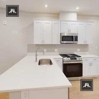 Primary Photo - 4 bedroom in Allston MA 02134