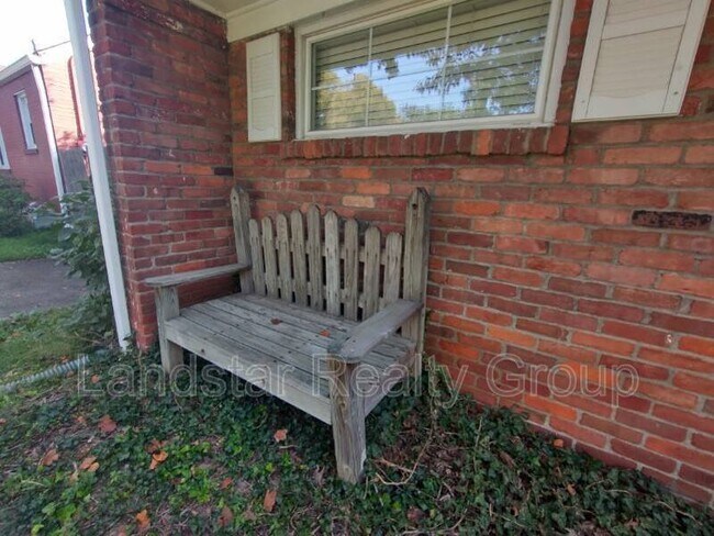 Foto del edificio - 3019 Dartmouth Ave