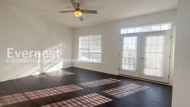 Building Photo - 1857 Cedar Cove Way