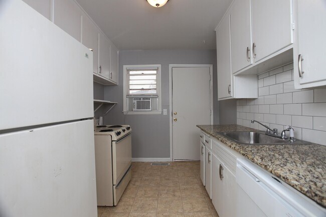Foto del edificio - 6501-6505 E Lincoln St