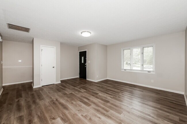 Foto del edificio - 7740 Kenetta Ct