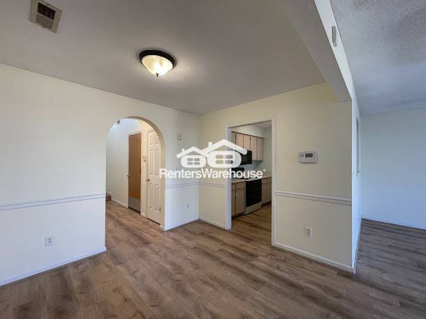 Building Photo - 6212 Heather Glen Dr