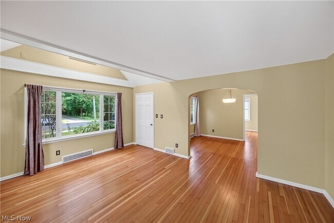 Foto del edificio - 2658 Canterbury Rd