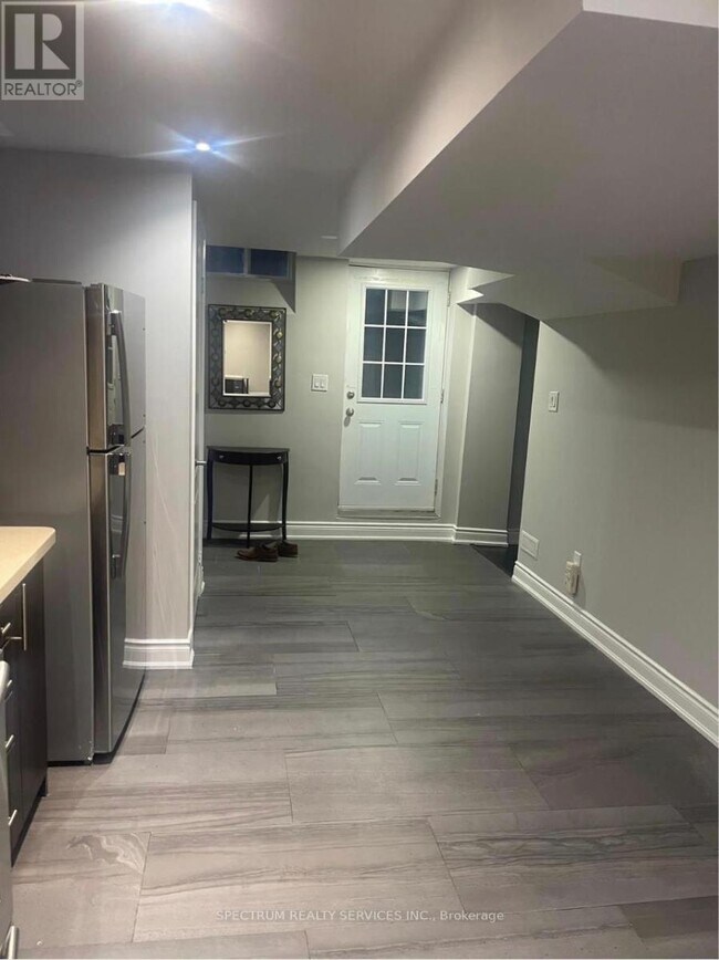 Building Photo - 5 Rathmore St