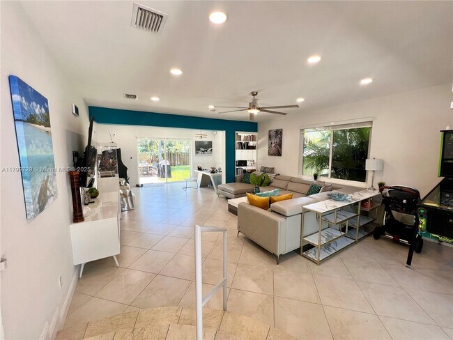 Foto del edificio - 101 SW 58th Ave