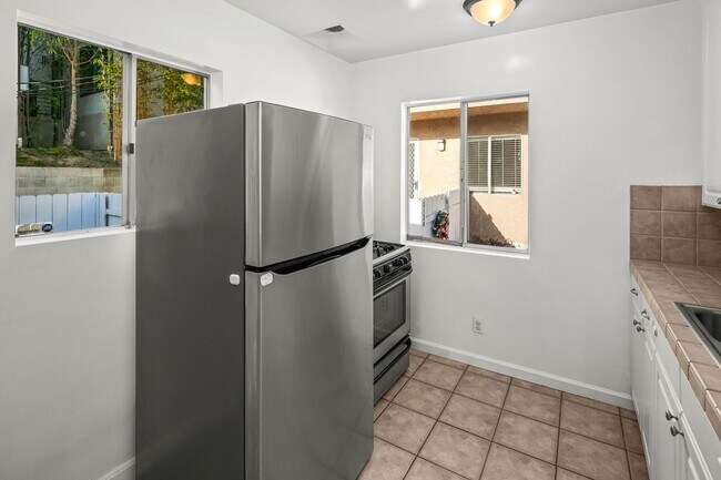 Foto del edificio - Emerson St