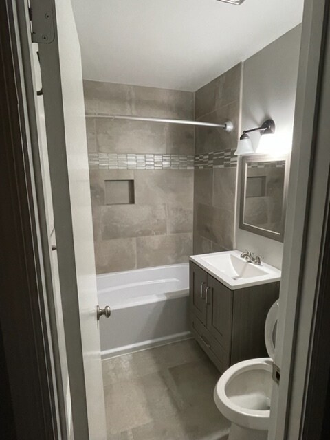 Baño de invitados - 851 Vestavia Villa Ct