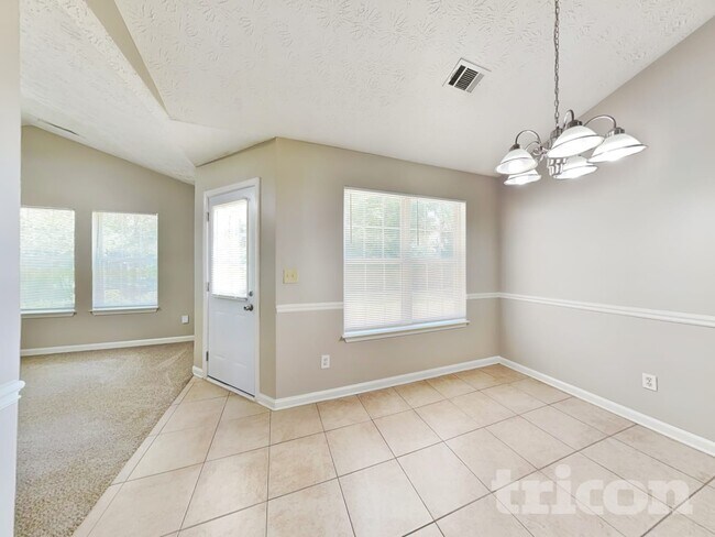Building Photo - 931 Tilford Point Pl