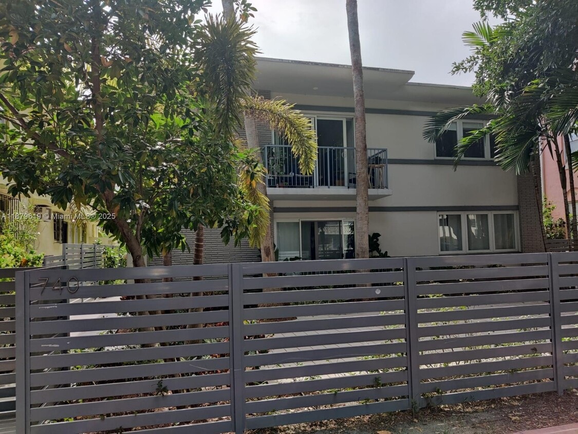 Primary Photo - 740 Meridian Ave