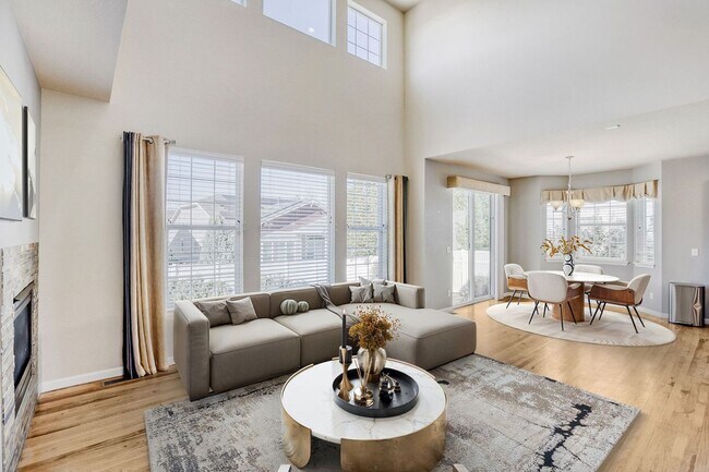Foto del edificio - Bright, Seamless Living in Longmont’s Premier School District