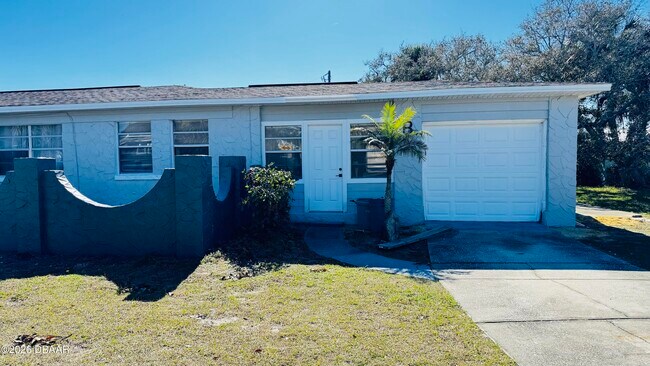 Foto del edificio - 374 S Halifax Dr