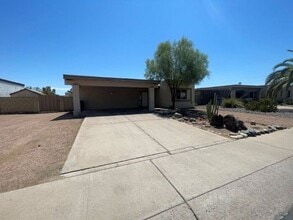 Building Photo - 2613 W Dunbar Dr