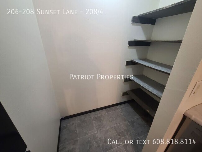 Foto del edificio - 206-208 Sunset Lane-208/4