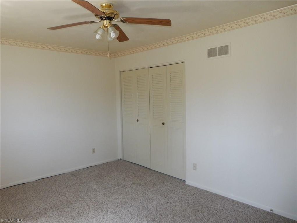 Building Photo - 6162 Clingan Rd