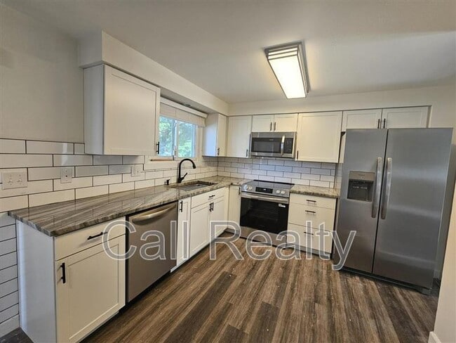 Building Photo - 1724 N Lee St
