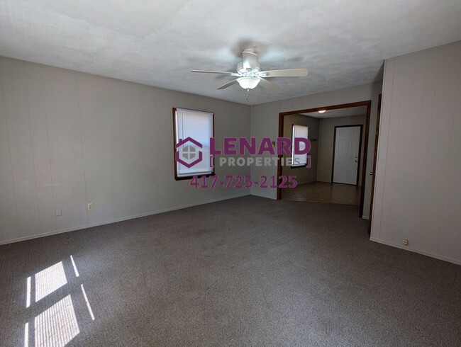Building Photo - 502-506 N Wilson