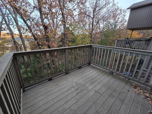 Building Photo - 268 S Rolling Woods Way