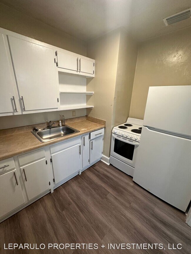 Foto del edificio - 2 br, 1 bath House - 718 N. Bronough