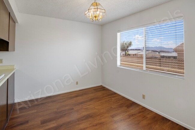 Foto del edificio - 3431 Truckee Dr