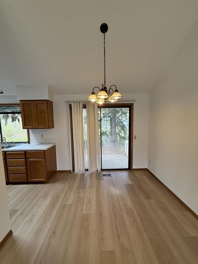 Photo - 17565 NW Woodmere Ct House